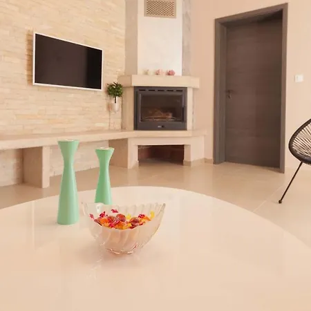 Vila Contessa וילה